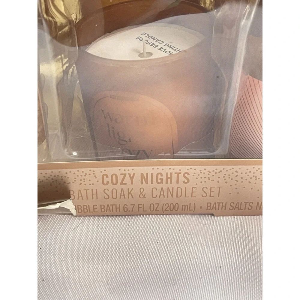 Cozy Nights Bath‎ Soak, Candle  and bubble bath Set New In Box Bin A
